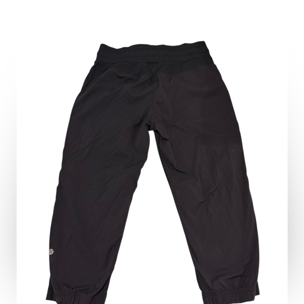 Lululemon Dance Studio Crop Pants Womens 4 Capri 18" Charcoal Black Pinstripe - Picture 4 of 6